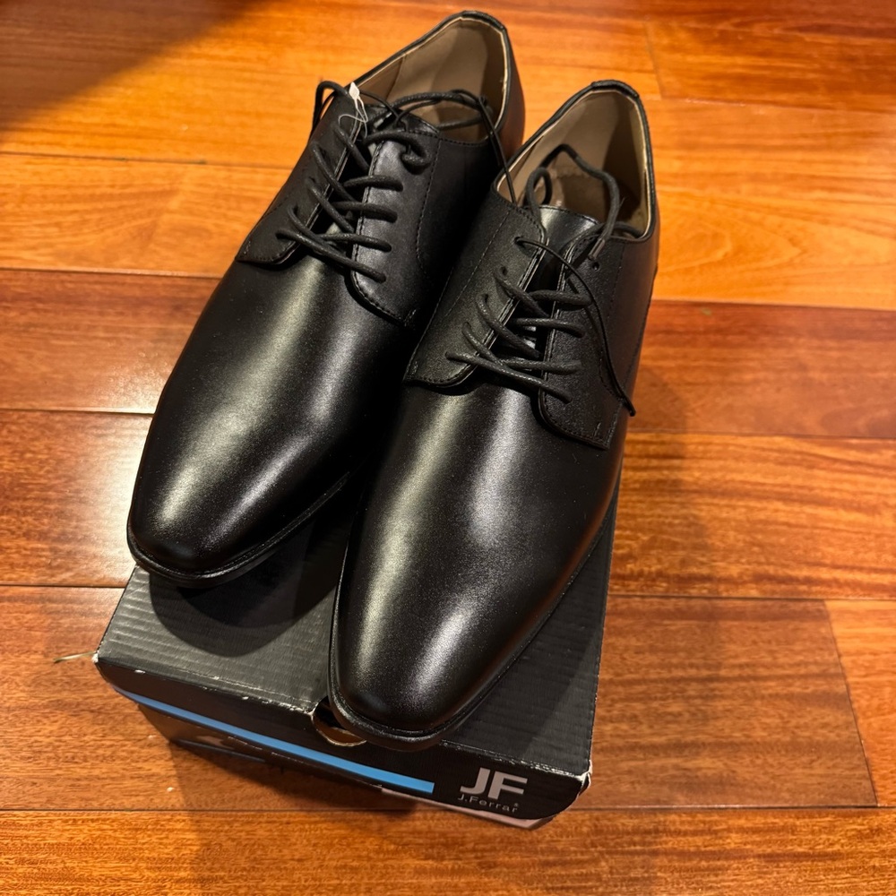 I. Ferrar Black Men's Dress Shoes 12 NEW IN BOX